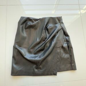 Aritzia Wilfred Free, Black, Faux Leather Skirt
